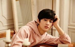 하다하다 중학생한테 설레는데 어떡하냐