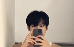 시즈니들아 이거 짤 좀 알려쥬ㅓ