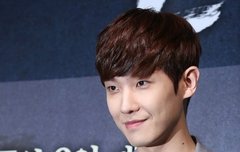 애들아 혹시 너네 이분 알아?