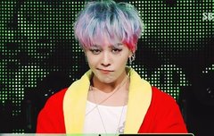 새벽에 올려두기! 당신의 입덕 계기는?