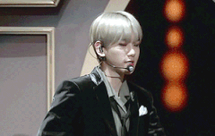 손짓 손짓 벵비