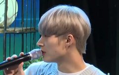 민기 옆모습 개지림