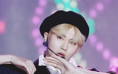 김준면 금발 흑발 추반