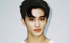 마크 스토리 백번정도 돌려보는중