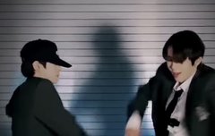 쇼타로 틱톡 봤어? 옆에..