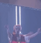 콘서트 끝나고 인사하는 태용