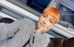 홍중이 머리에서 달달시큼한 냄새 날 것 같음