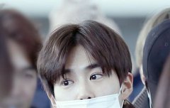 김준면 마스크 쓸 때