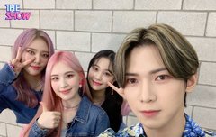 오늘 완전 여름휴가 컨셉인가봐