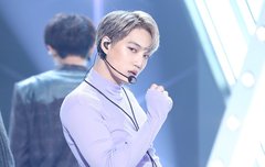 ㄴ ㅏ 빨간수트보다 보라니트가 조카