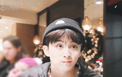 말키 애옹₍⸍⸌̣ʷ̣̫⸍̣⸌₎