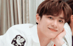 치엔쿤을 고소합니다.