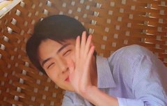 세훈이 지금 뭐하는 거 잇어?