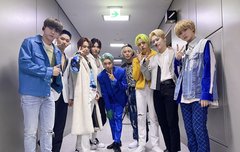 오늘 의상 통일감 넘치는거 너무 좋아 ㅠㅠㅠㅠㅠ