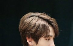 진짜 왜이렇게 잘생김