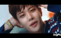 유니버스 Alive 근접샷 움짤 !