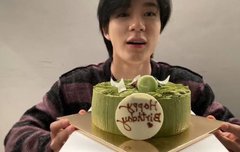 뭐야 케이크 똑같노