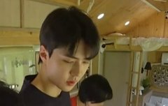 팔까지 이쁘면 어쩌자고;;;;;;;