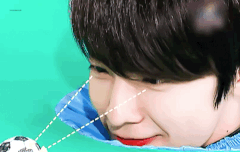 타팬인데 동해 이거 몇 살 때야?