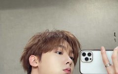 딴별 ╰(*´︶`*)╯