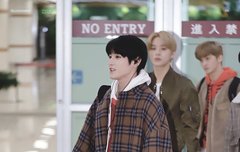 옷이 잡아묵엇다