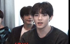 미쳤어 뮤비 리액션은 더 예뻐