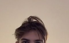 나 전에 아르망 후드집업 손민수 했다는 글쓰닌뎈ㅋㅋㅋ