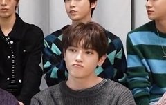 요즘 이 입꾹꾹이 자주하는데