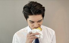 미친거같음 요즘 왜 이렇게 핫한거냐