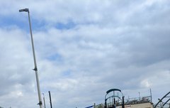 이 사진 뒤에 아르망 있는거 나만 이제 알았어?