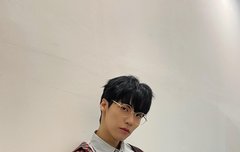 오늘 잡지 촬영이었다며