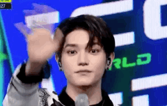 태용이 보고싶다