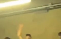 이거보니까 아르망 영락없는 영국 남고딩이네