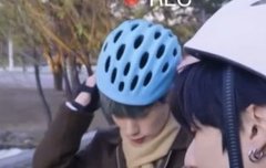 헬멧을 쓸 때는요