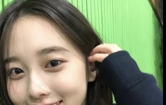 12일자 라잇썸 나영 셀카 존예야 진짜