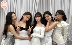 레드벨벳 5명 완전체 모습 볼때마다 눈물 흘리는 여자..