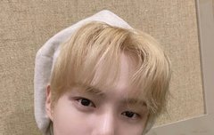 이 사진 어디에서 뜬건지 알려주세요ㅜㅜ