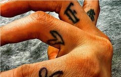 지디 새 타투 뜸!!