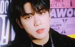 얼굴 진짜 대박이다