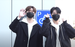 아스트로 문빈 윤산하 출근 반가워 ^^