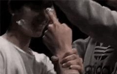 죥텑 얘넨 우정이 아님 (떡밥만 올림)