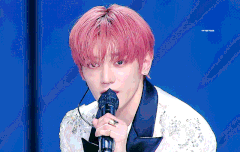 태용이 수상소감 하는데