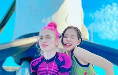 젠득이grimes 뮤비출연함