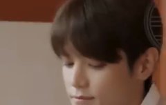 한복 태용 자컨 내놔