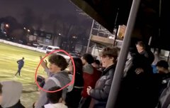 풀햄 트위터에 레이 등장