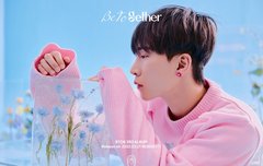 거의 부처님 미소 짓고 있음