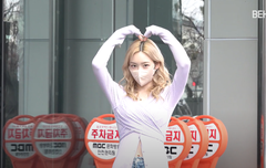 ㅇㅇ 태연 오늘 출근 하트 시