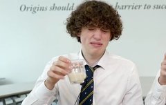 떡밥 고갈 되서 찬바람이 휭휭