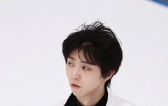 하뉴 실제로 보면 날카롭게 생겼을거 같애