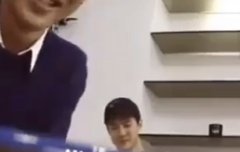 접시 위 콩알 세훈